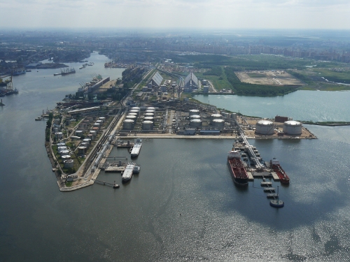 Петербургский нефтяной терминал