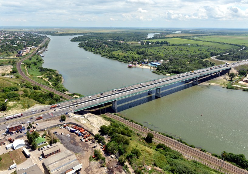 Мост через реку дон