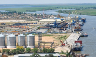 Грузооборот морских портов России в январе-мае 2025 года сократился на 4,9% — до 355,27 млн тонн