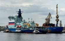 Ледокол «Арктика» прибыл на Балтийский завод для подготовки к докованию в рамках планового ремонта