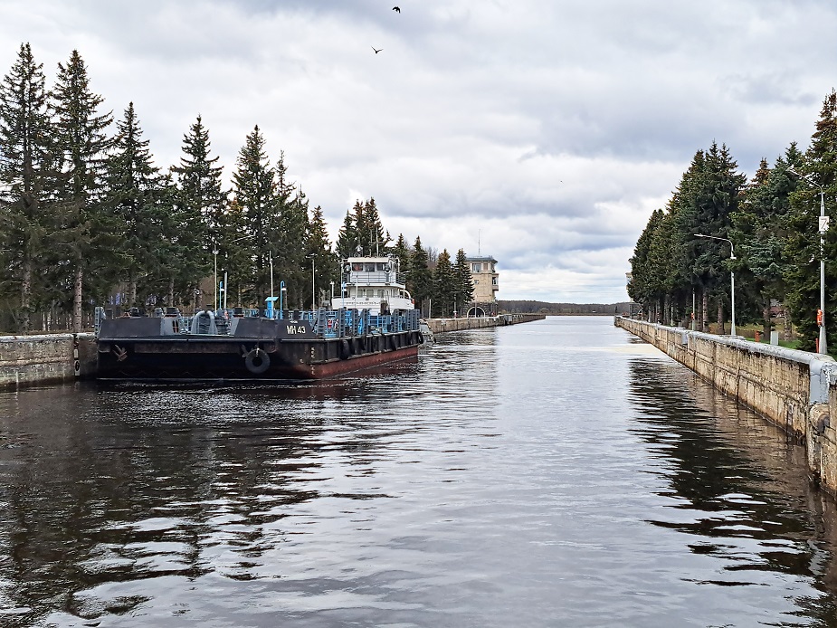 Канал имени Москвы