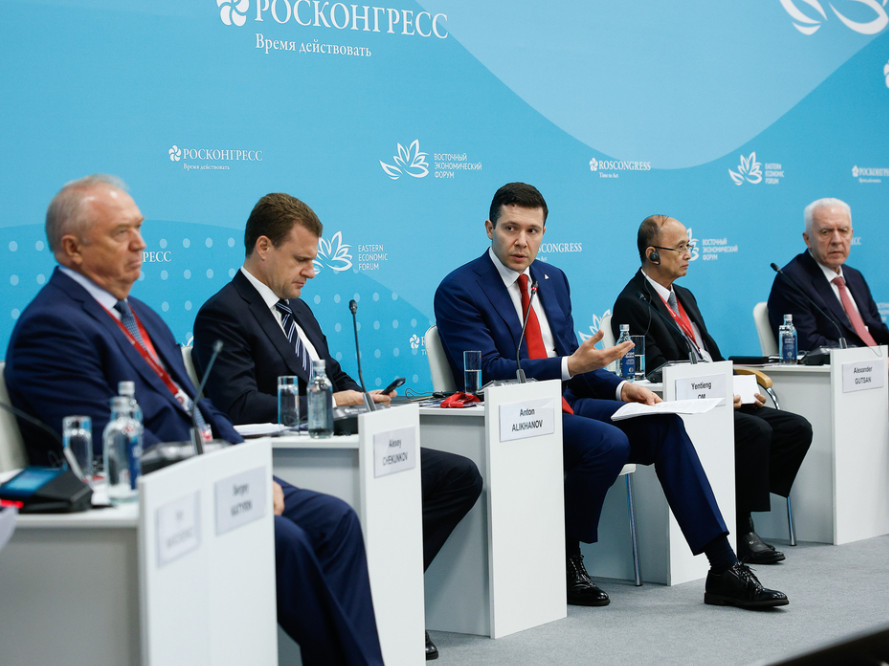 Антон Алианов