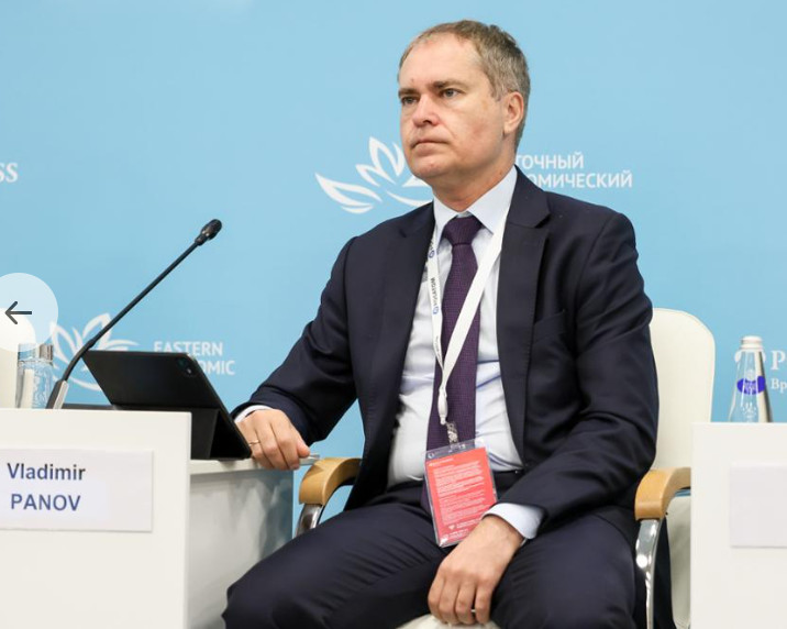 Владимир Панов
