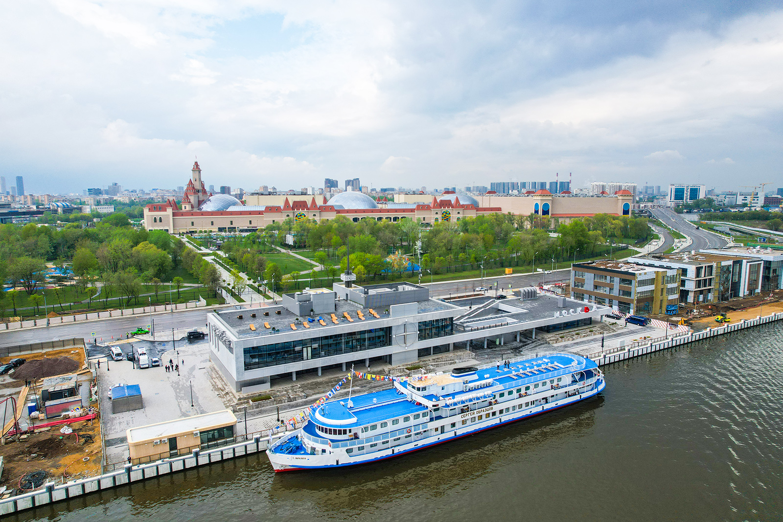 В Москве открыли обновленный Южный речной вокзал | 28.04.2023 | ЛенОбласть  - БезФормата