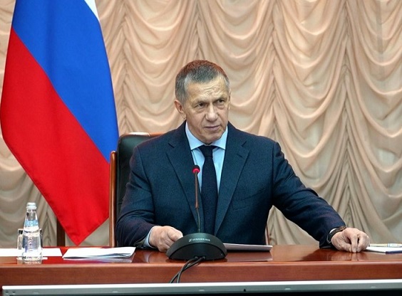 Трутнев