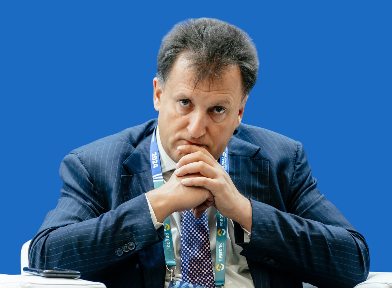 Аксенов Аксенов